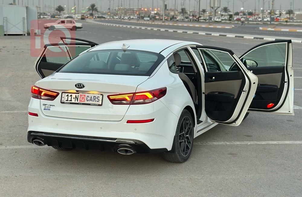 كيا اوبتيما